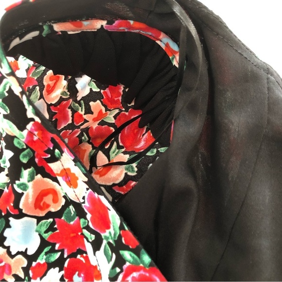 ASTR floral crop top with puff sleeve. Size S. - Picture 6 of 13